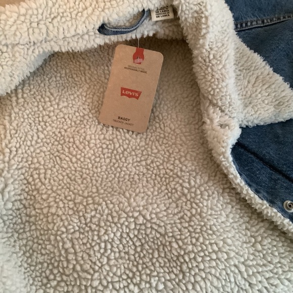 LEVIS SILVER TAB SHERPA LINED DENIM BAGGY TRUCKER JACKET - Picture 2 of 8